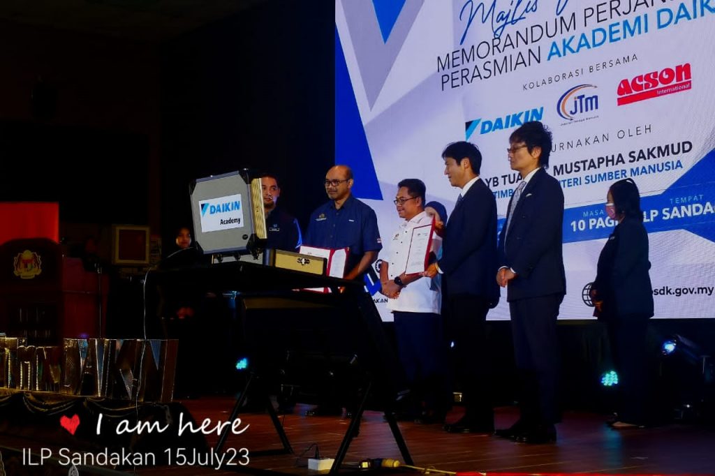 Daikin signs MoU to assist TVET students build careers that fill industry needs | Daikin Malaysia